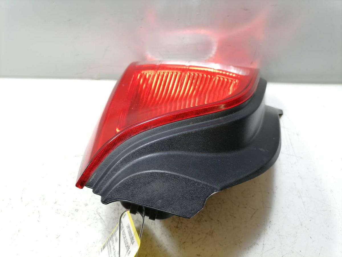 Renault Twingo 2 original R&uuml;cklicht R&uuml;ckleuchte Schlussleuchte rechts BJ09